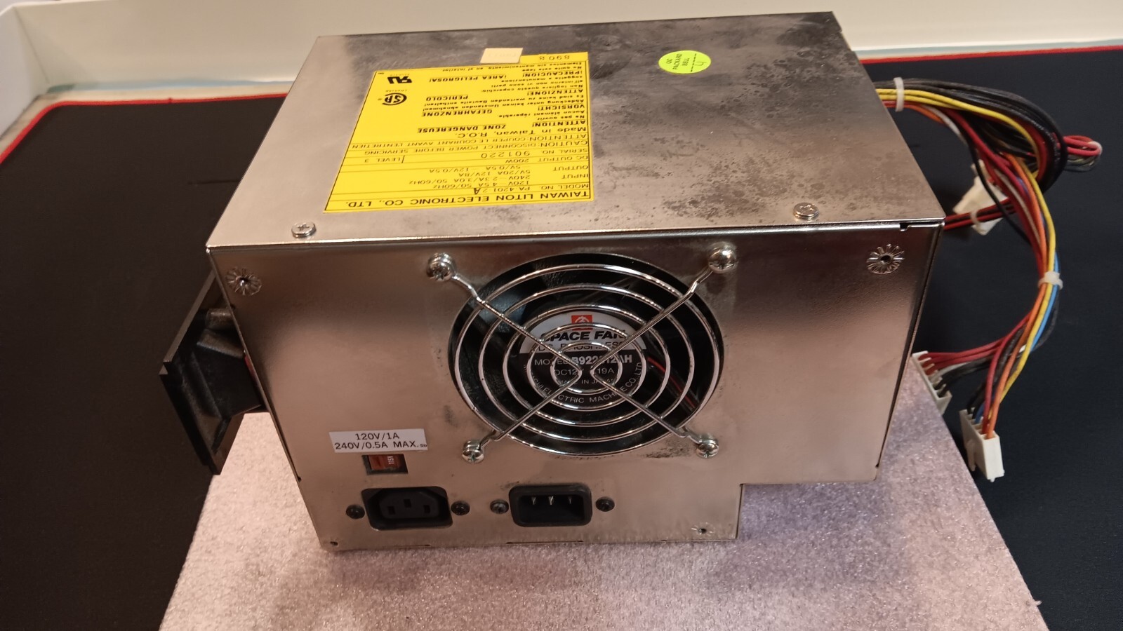 TAIWAN LITON ELECTRONIC CO. PA-4201-2 – 200-WATT POWER SUPPLY