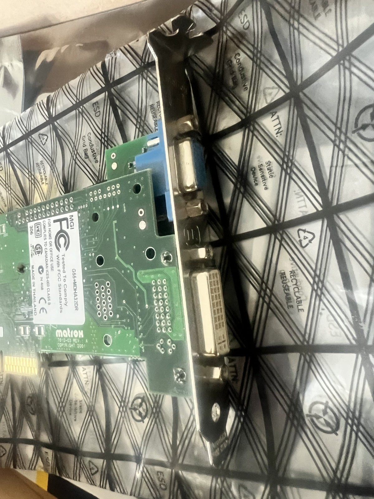 MATROX MILLENNIUM G550 32MB G55+MDHA32DR VGA Card – AGP Slot 7012-03 REV A