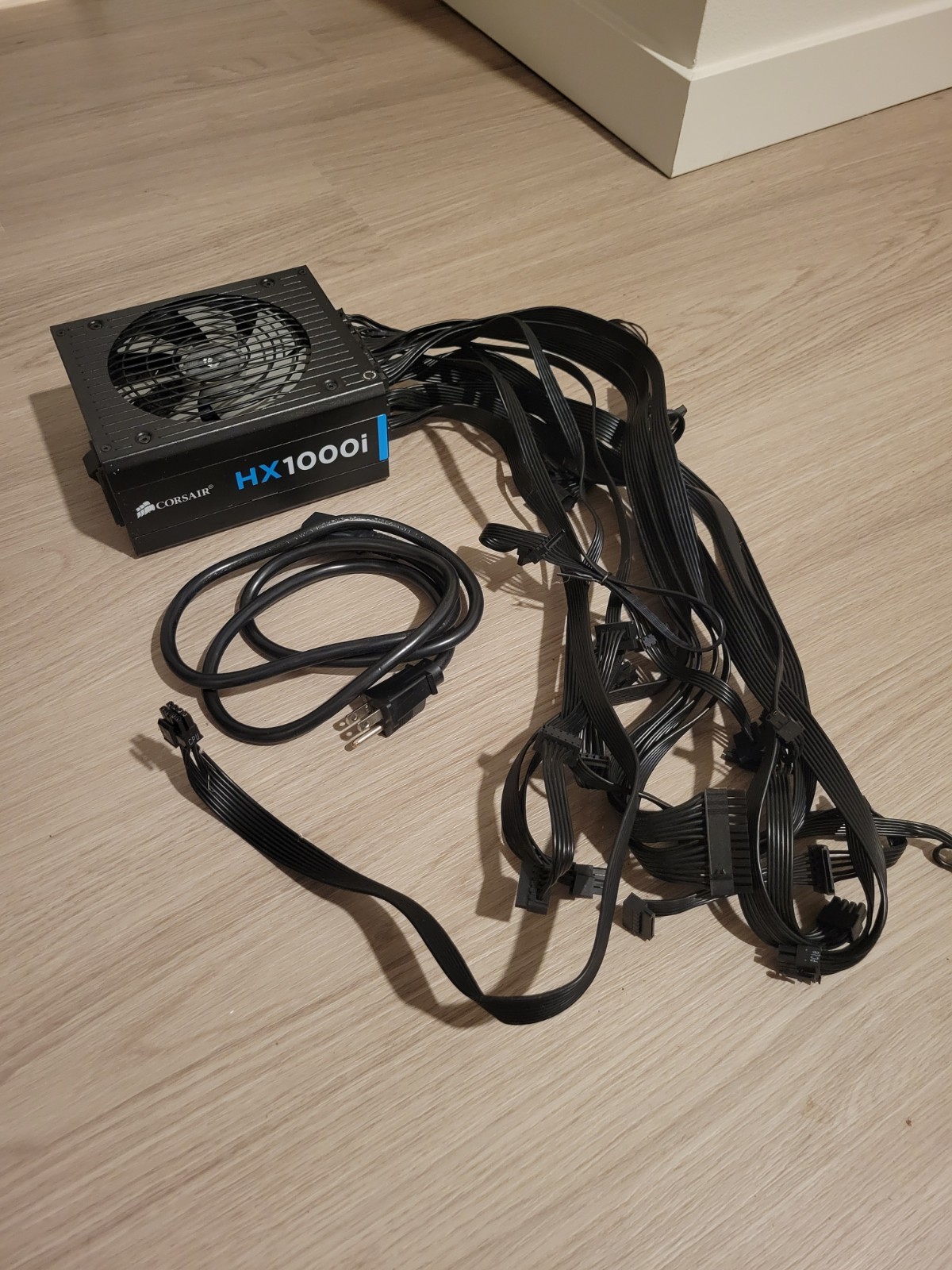 Corsair HX1000i 1000W Modular Power Supply CP-9020074
