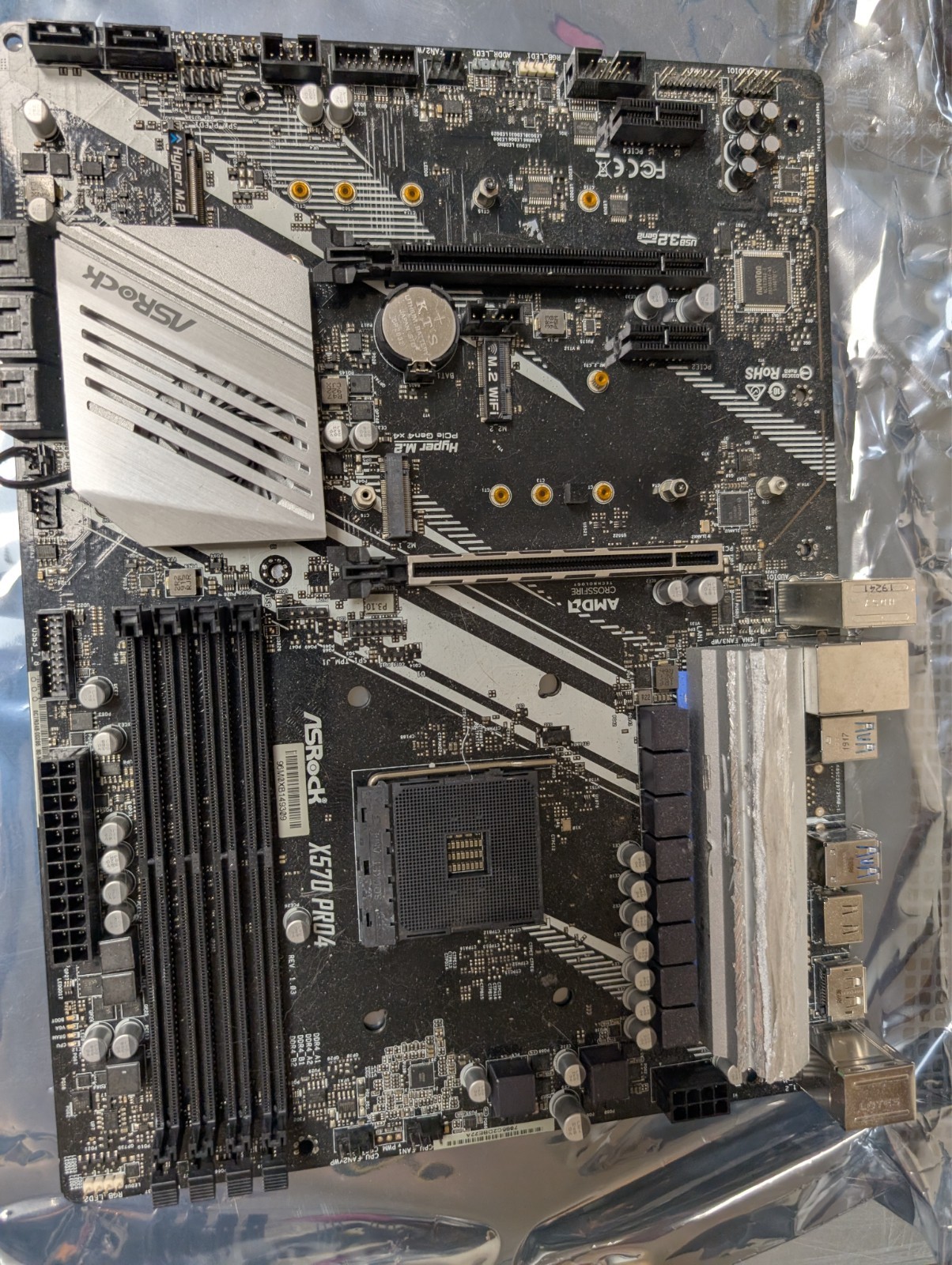 ASROCK X570 Pro4 Motherboard AMD X570 AM4 DDR4 *READ*