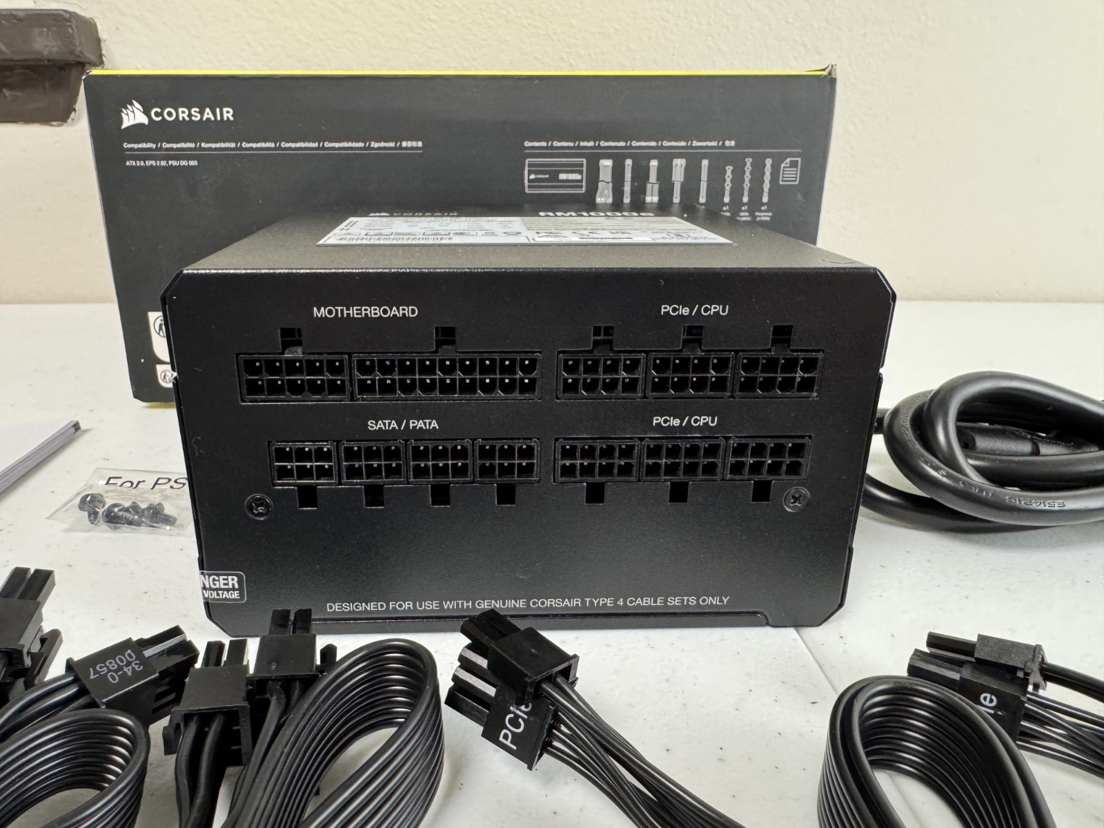 Corsair RM1000e 80 Plus Gold Efficiency 1000W Fully Modular Power Supply