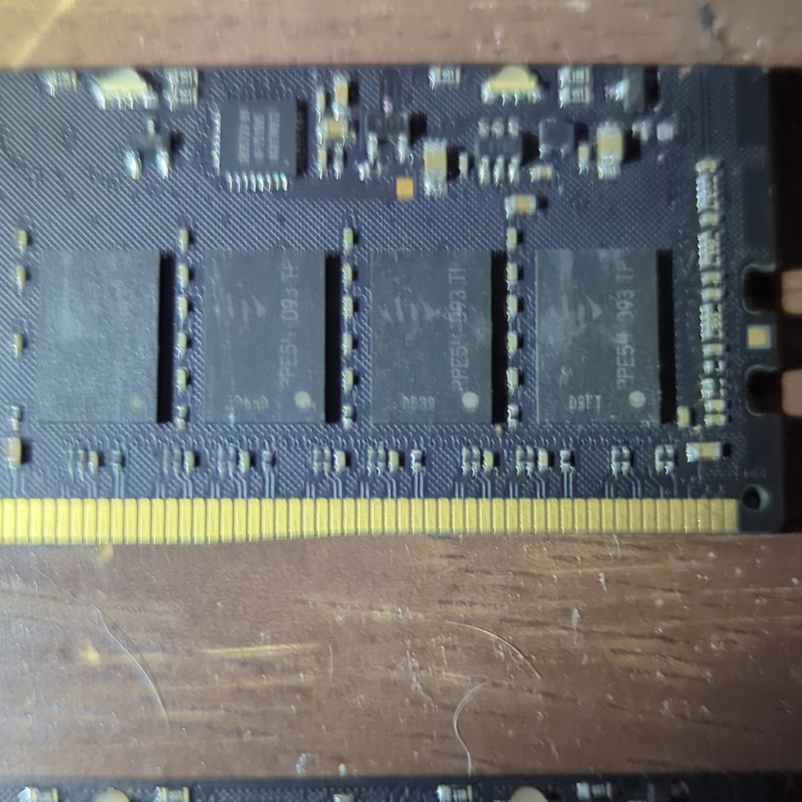 Intel Core i3-2130 3.4GHz And Intel Core I5-2500 W/ 2 Random Micron DDR4 Sticks