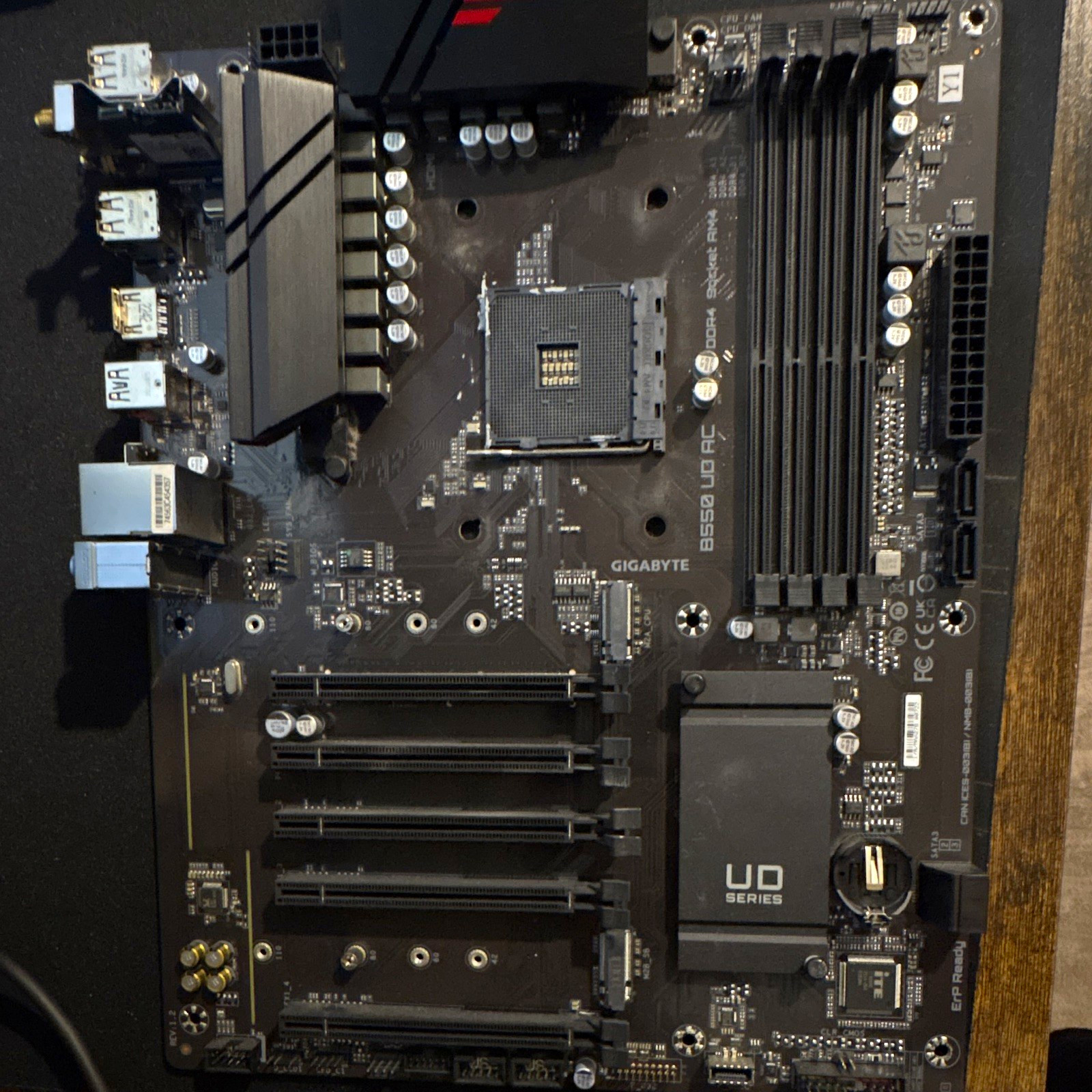 GIGABYTE B550 UD AC ATX Motherboard AMD Socket AM4 DDR4 (PARTS ONLY)