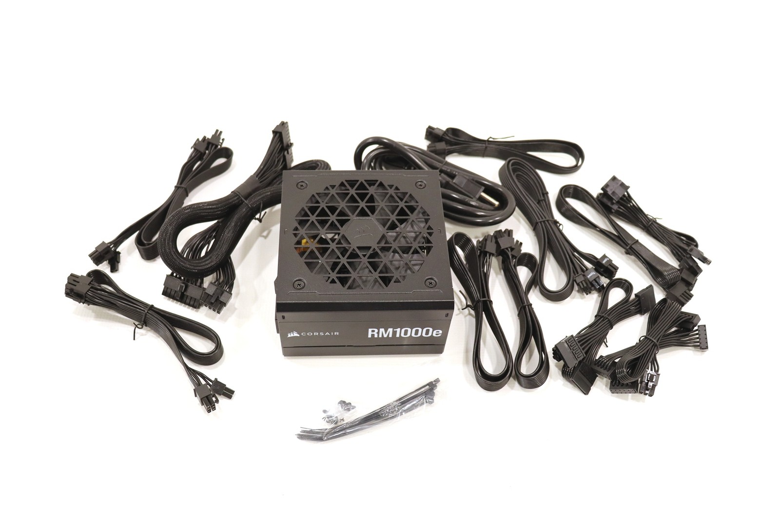 Corsair RM1000e 1000W 80 Plus Gold Fully Modular Power Supply (Black)