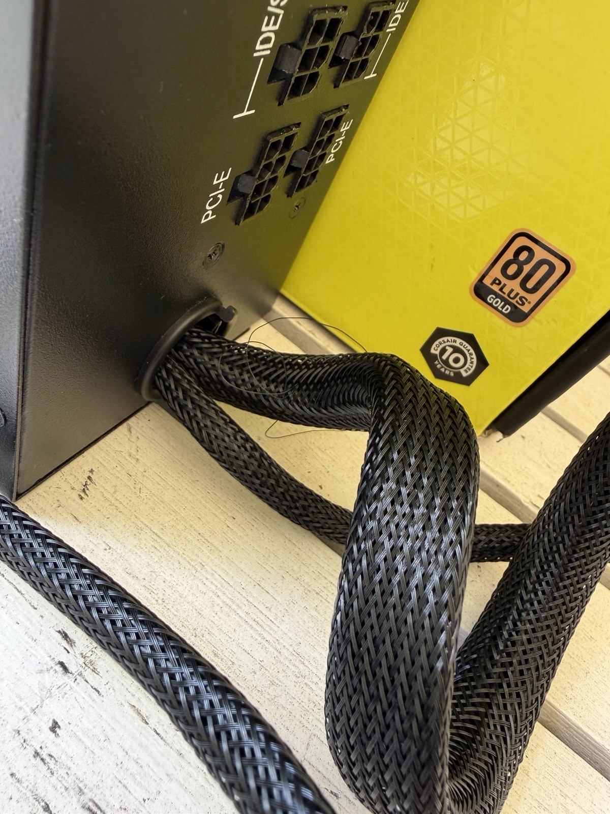Yeyian Raiden 650W Power Supply 80+ Gold (Used)- Includes Corsair RM1000x Cables