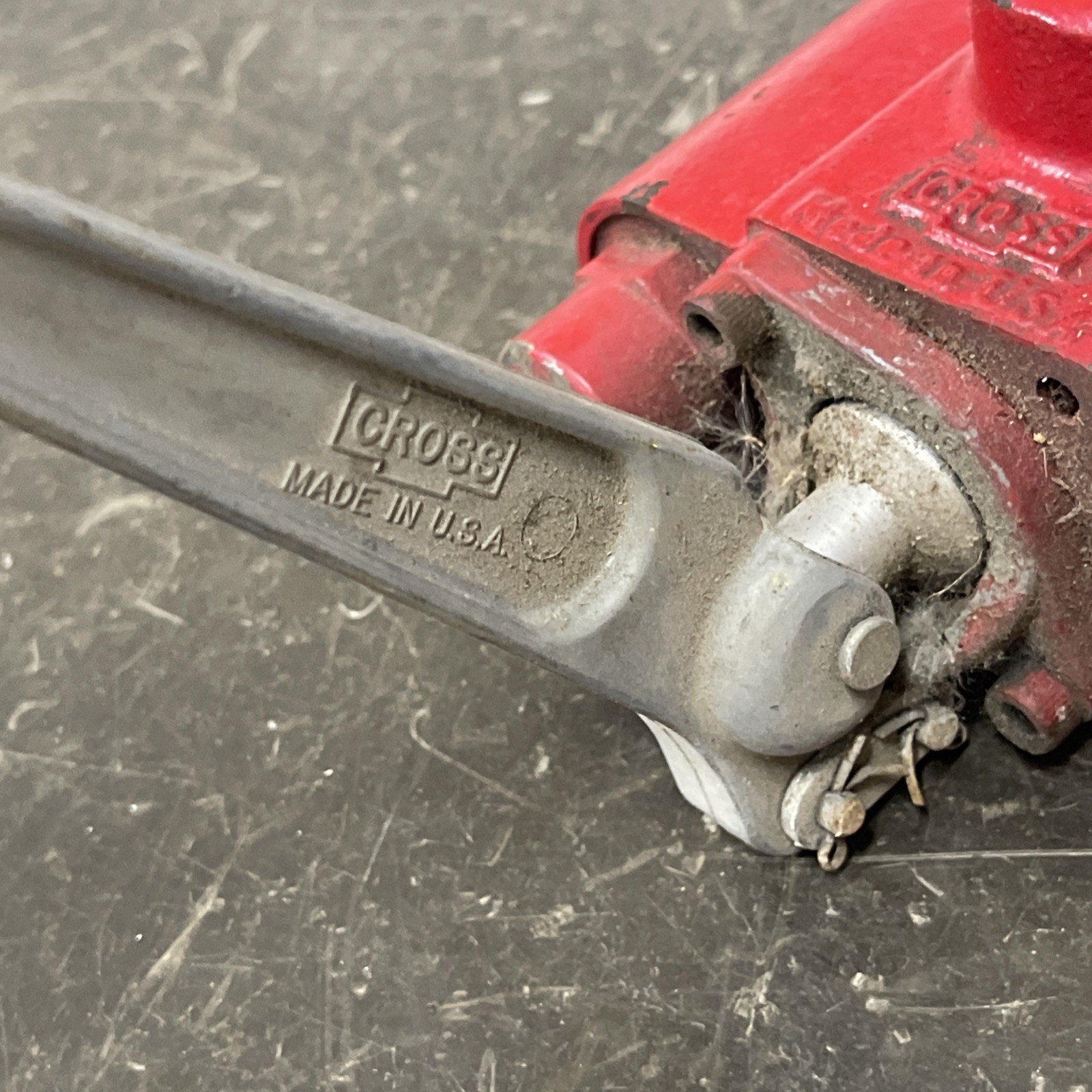 CROSS COMMERCIAL HYDRAULIC CONTROL VALVE W/ HANDLE, 3 Position