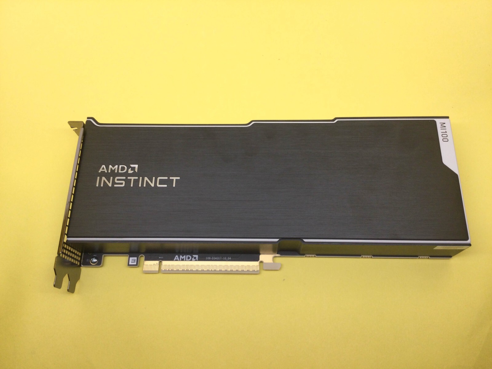 *** AMD Radeon Instinct MI100 32GB HBM2 PCIe 4.0 Professional Graphics Card ***