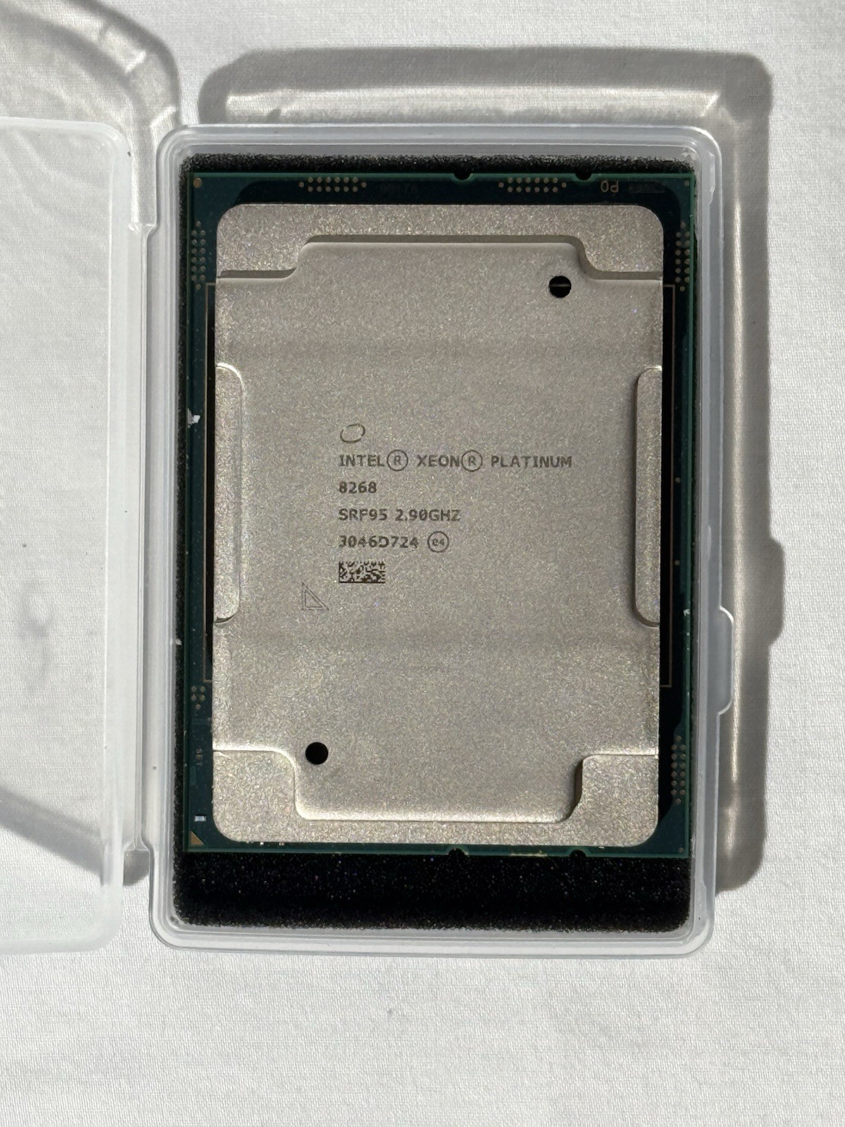 Intel Xeon Platinum 8268 SRF95 24-Core 2.9GHz 35.75MB LGA3647 Server CPU