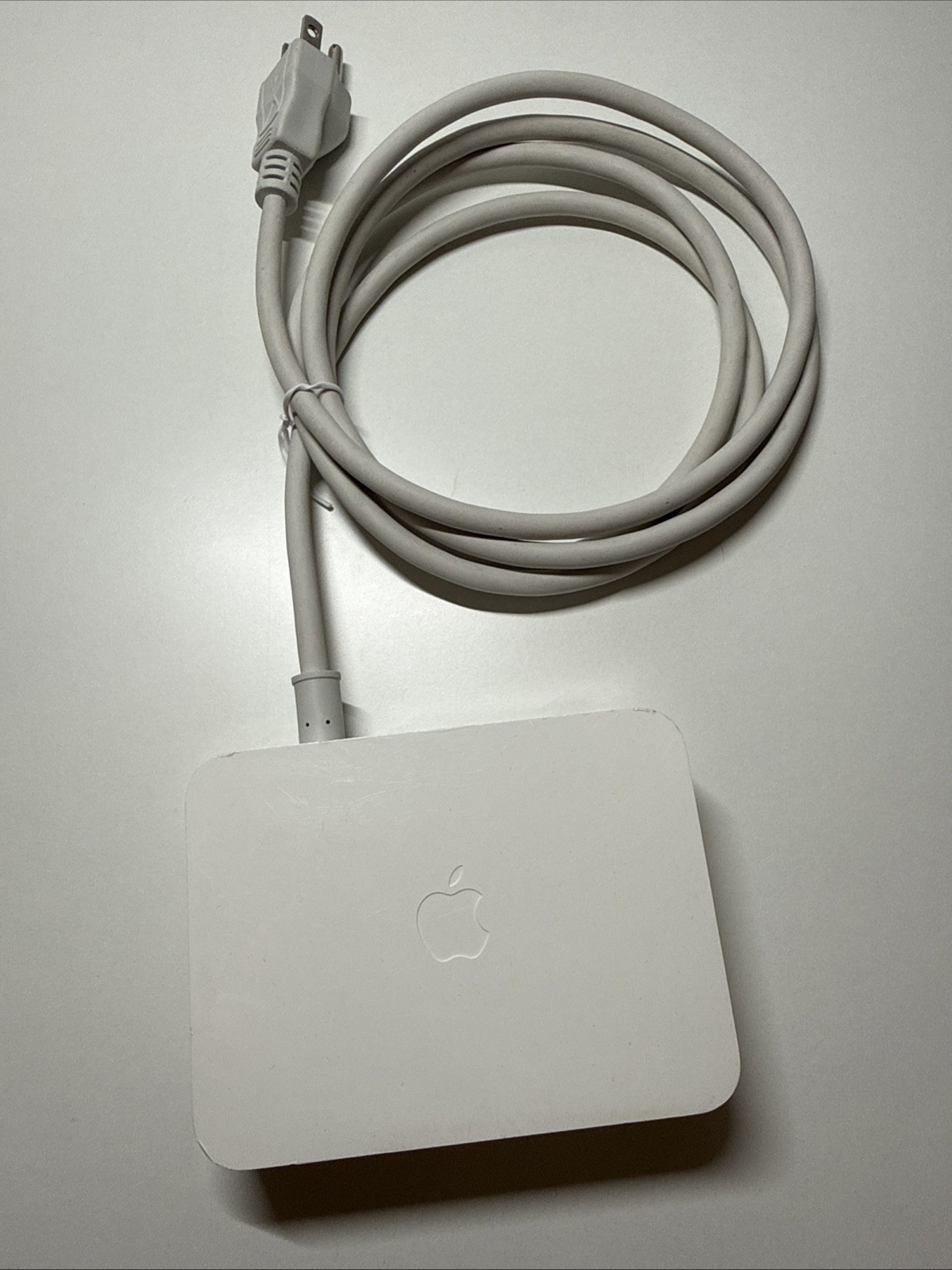 Apple A1097 90W Power Adapter for Apple Cinema HD Display