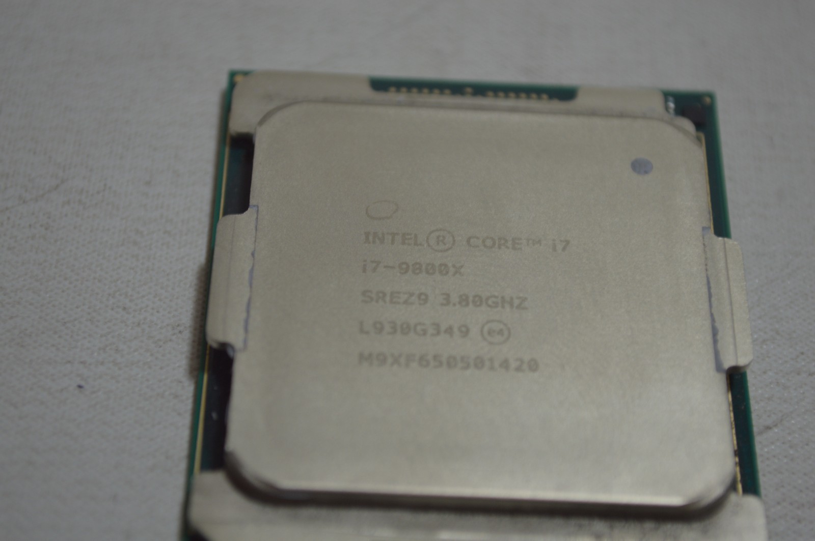 Intel Core i7-9800X 3.8GHz 8 Core Socket LGA 2066 Processor CPU SREZ9