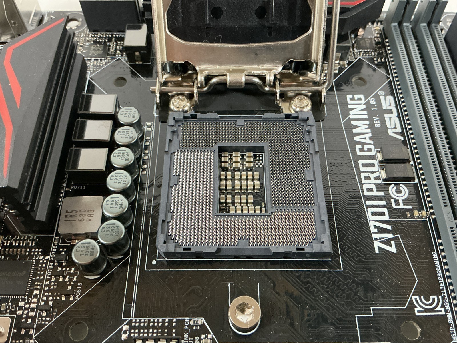 ASUS Z170I Pro Gaming Mini-ITX LGA 1151 DDR4 Motherboard – Z170I PRO GAMING