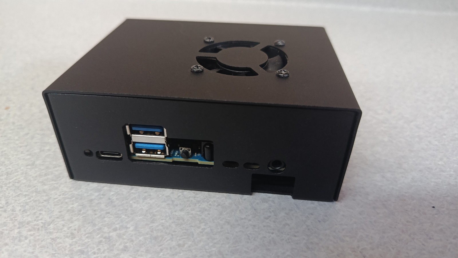 16GB Orange Pi 5 Plus (Rockchip RK3588), with Heatsinks and Metal Case + Fan