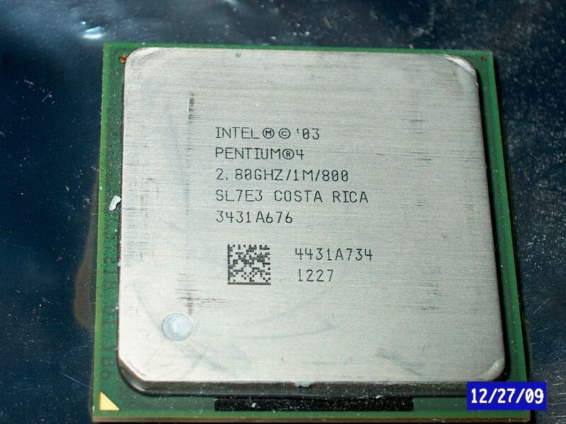 INTEL PENTIUM 4 2.8 GHz PROCESSOR, 800 MHz BUS, SL7E3, SOCKET 478, US SELLER