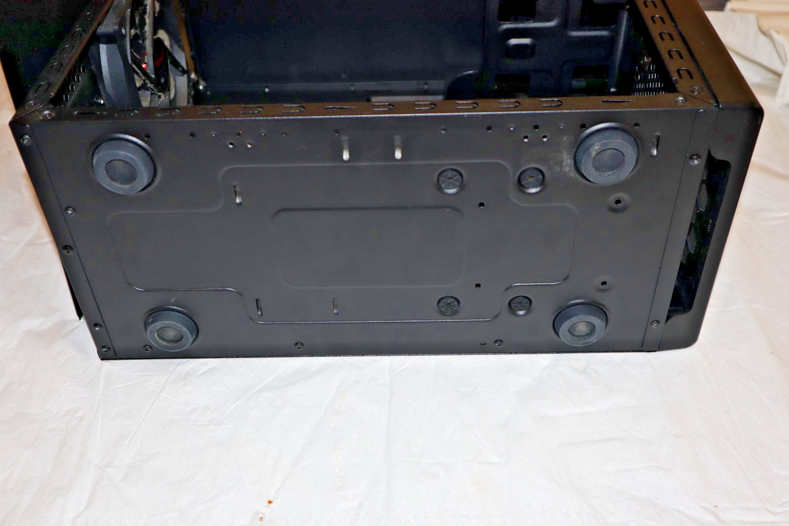ACE Gaming Computer Case Empty Chassis with 120mm Fan ~14-1/4″ x 15-1/2″ x 7-1/4