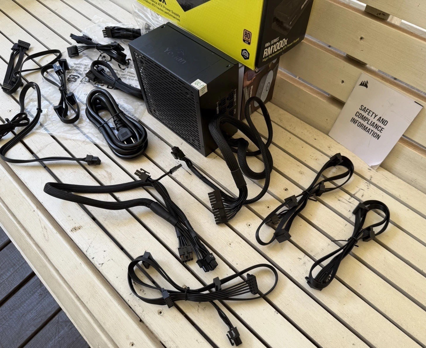 Yeyian Raiden 650W Power Supply 80+ Gold (Used)- Includes Corsair RM1000x Cables