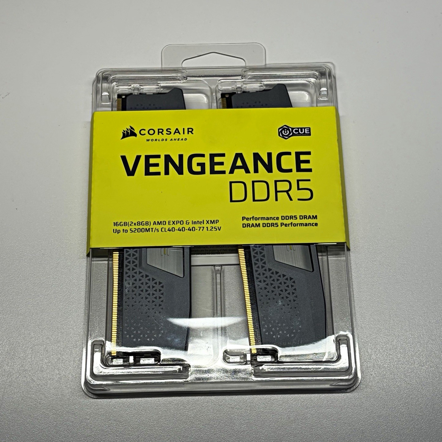 Corsair Vengeance DDR5 16GB (2x8GB) 5200 CL40 DIMM 288-Pin XMP EXPO