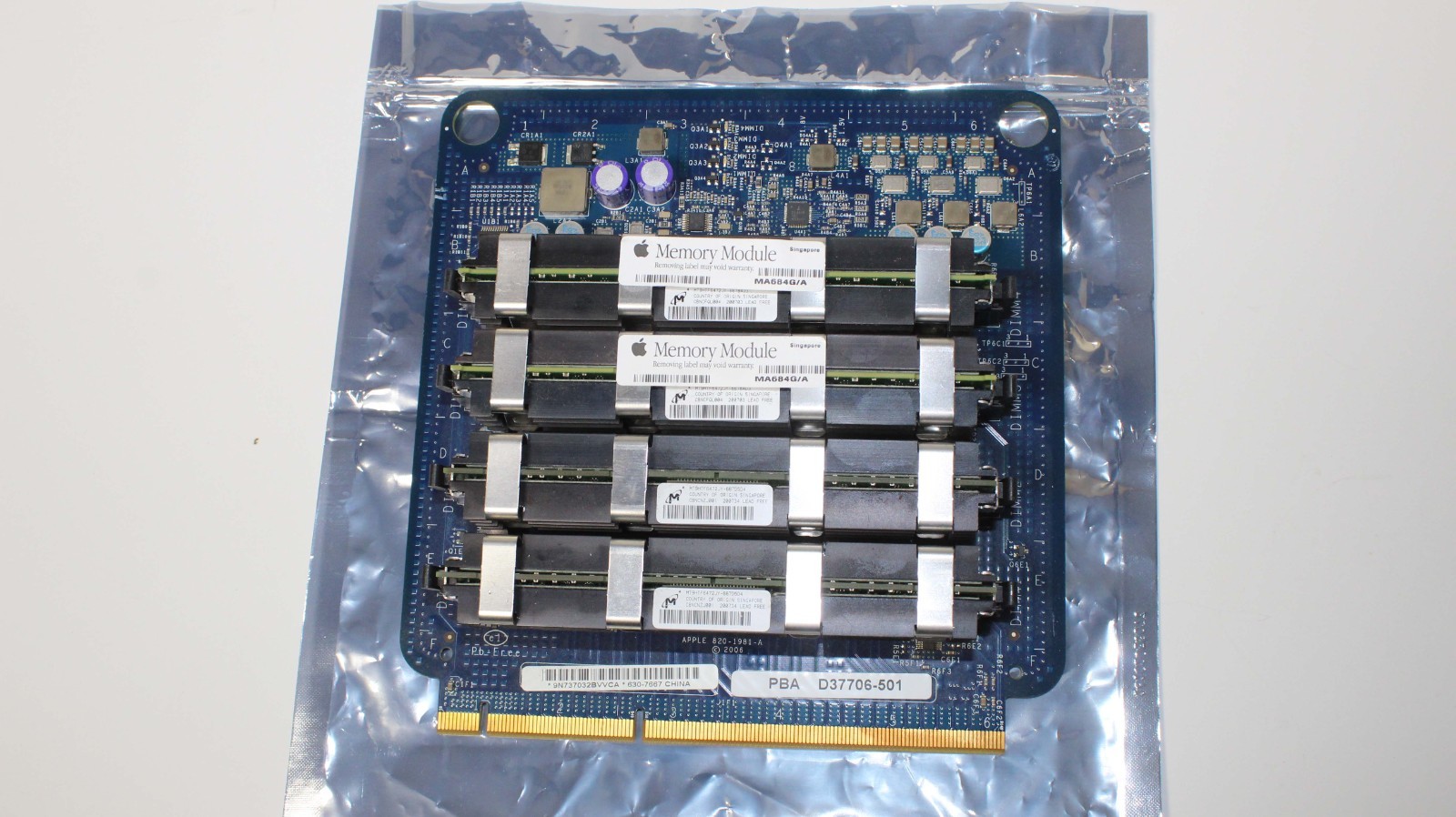APPLE MAC PRO MEMORY RISER BOARD PBA D37706-501 3GB