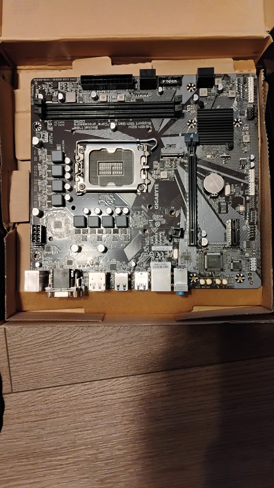 Gigabyte H610M S2H DDR5 Support LGA 1700 MicroATX (UNTESTED)