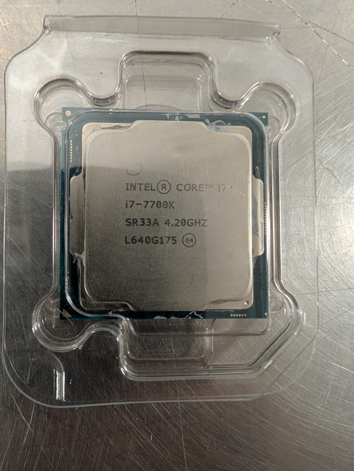 7th Gen Intel Core i7-7700K CPU 4.2 GHz (Turbo 4.5 GHz) 4-Core 8M LGA-1151 SR33A