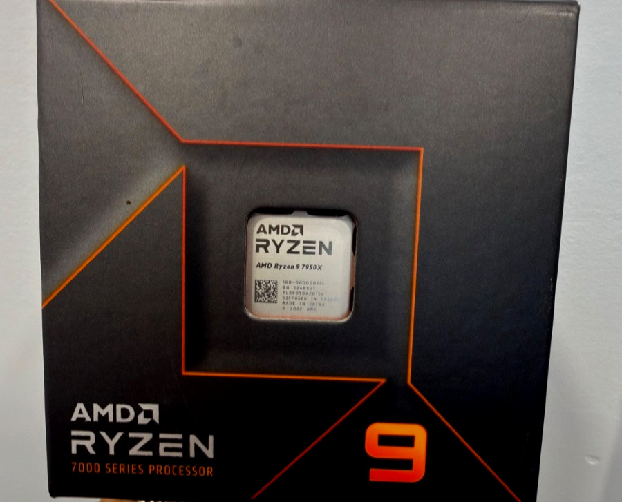 AMD Ryzen 9 7950x Processor (5.7 GHz, 16 Cores, LGA 1718/Socket AM5) Tray -…