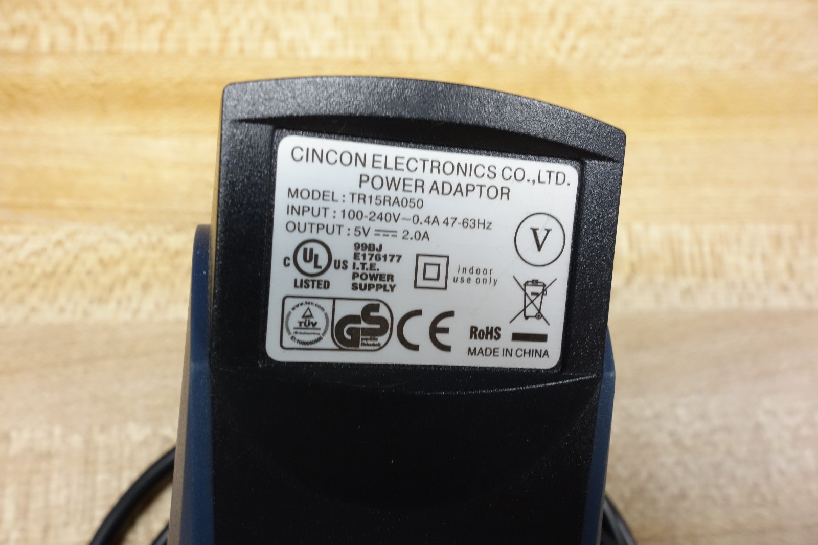 CINCON Travel Adapter 5VDC 5V 2A Power Supply 100-240VAC TR15RA050 5.5mm barrel