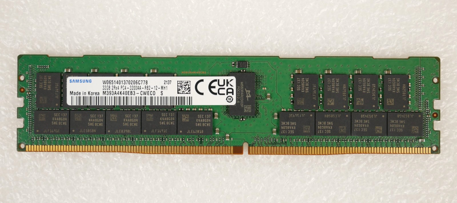 Samsung M393A4K40EB3-CWE 32GB 2Rx4 PC4-3200AA DDR4 ECC Reg Server Memory RAM