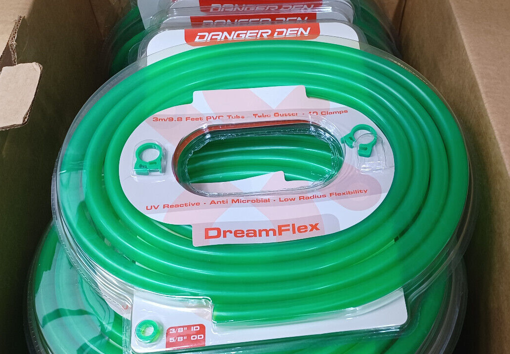 Danger Den DreamFlex 3/8″ ID 5/8″ OD 3m UV Green PVC Tubing Kit *New Old Stock*