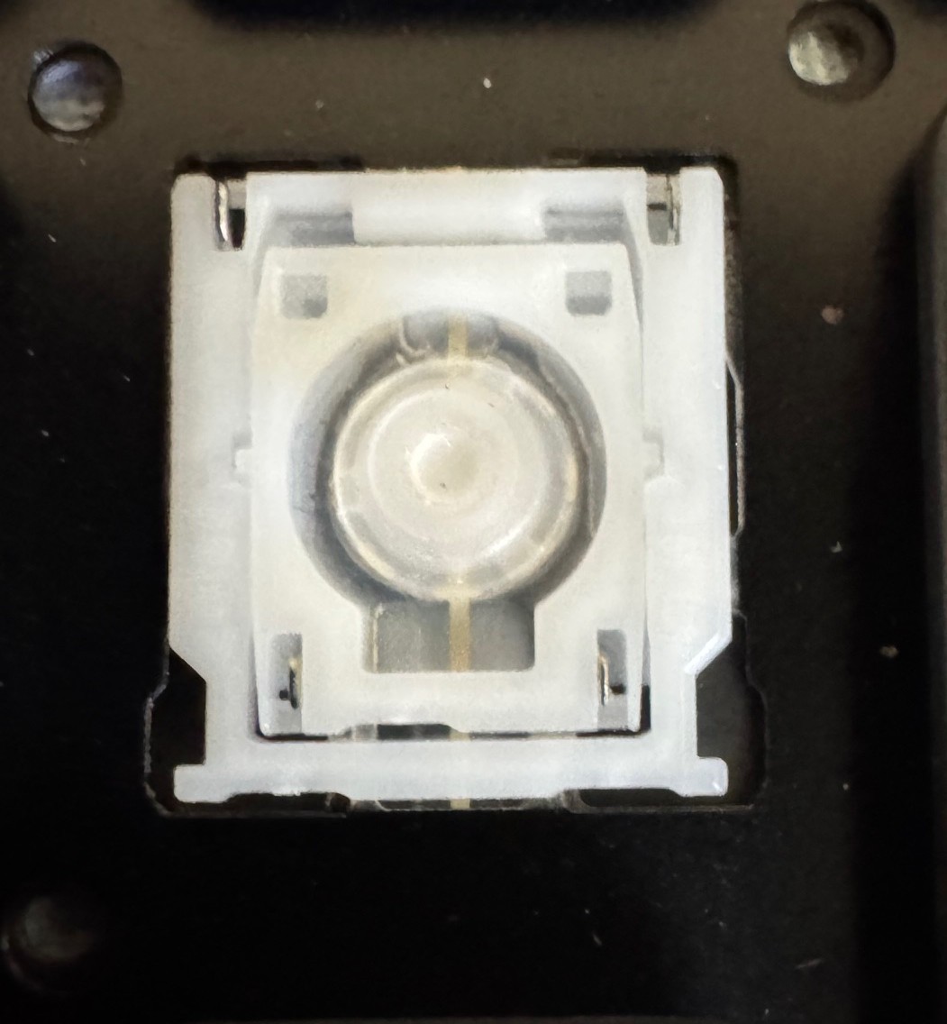 SINGLE KEY CAP & PLASTIC HINGE CLIP Dell Inspiron 15 3000 BL