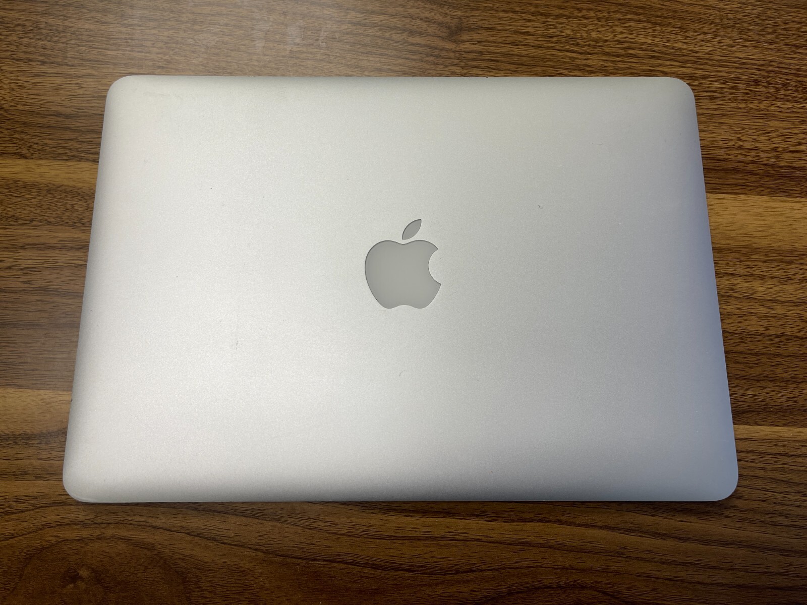 Genuine 13″ Lcd Screen Assembly for Macbook Pro A1502 Late 2013 2014 – Grade B