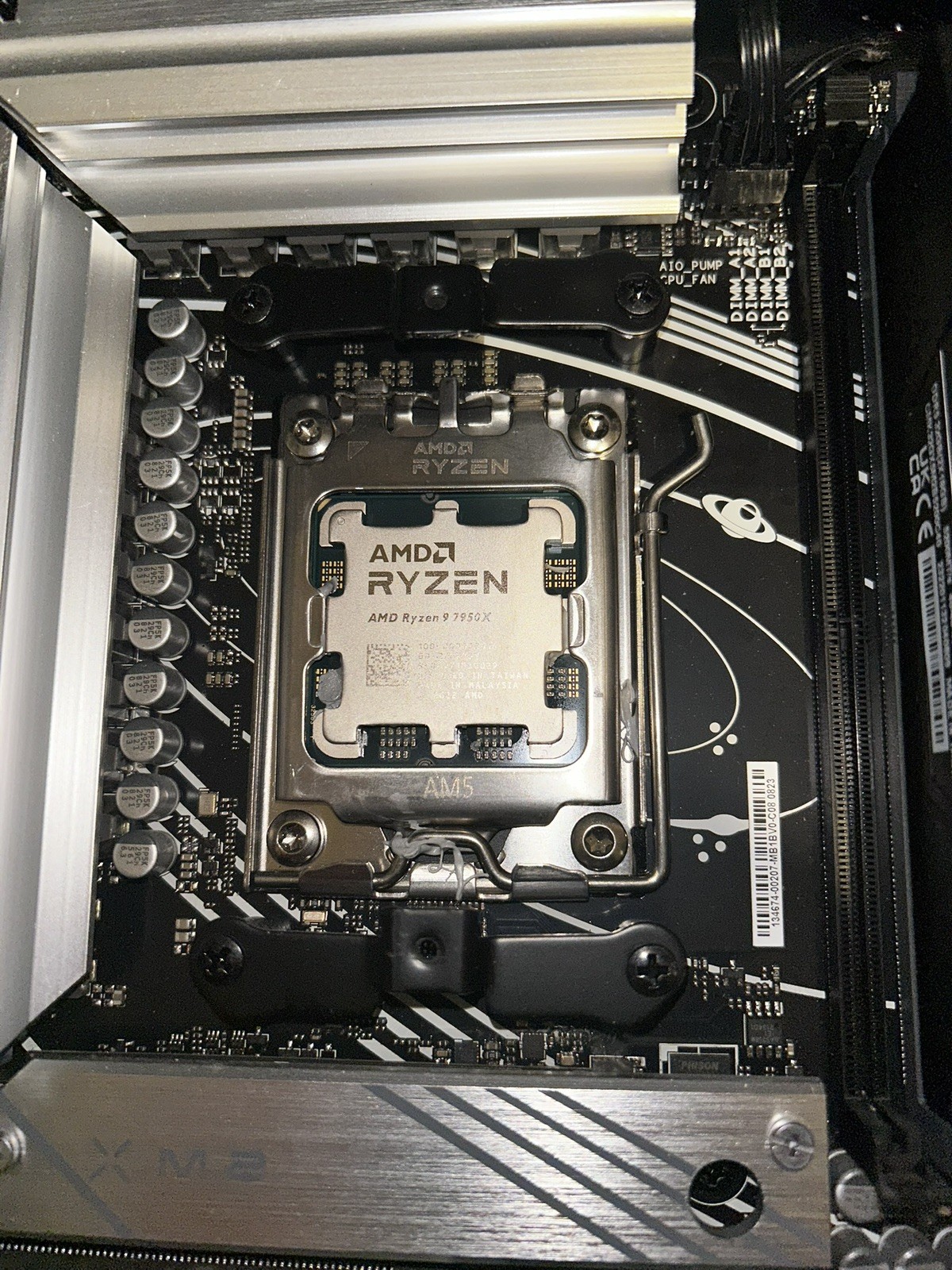 AMD Ryzen 9 7950x Processor (5.7 GHz, 16 Cores, LGA 1718/Socket AM5) Tray -…