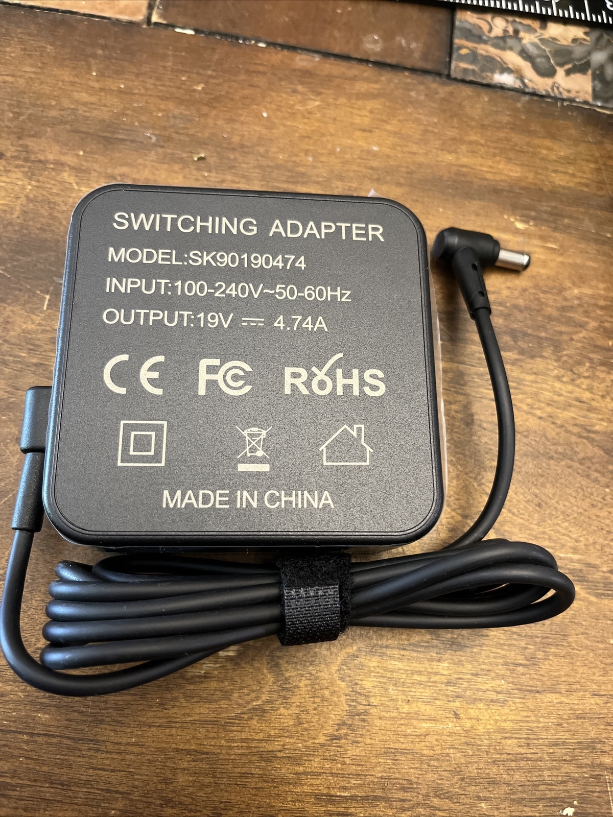 UNIVERSAL SWITCHING for (ASUS) 19V 4.74A AC ADAPTER SK90190474 SK90190474
