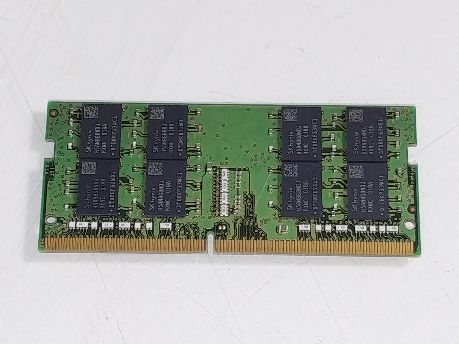 Major Brand 16 GB DDR4-3200 PC4-25600S 2Rx8 1.2V SO-DIMM Laptop RAM