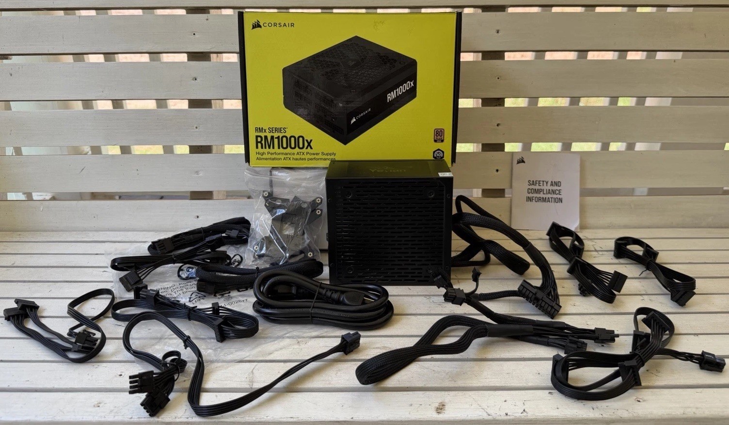 Yeyian Raiden 650W Power Supply 80+ Gold (Used)- Includes Corsair RM1000x Cables