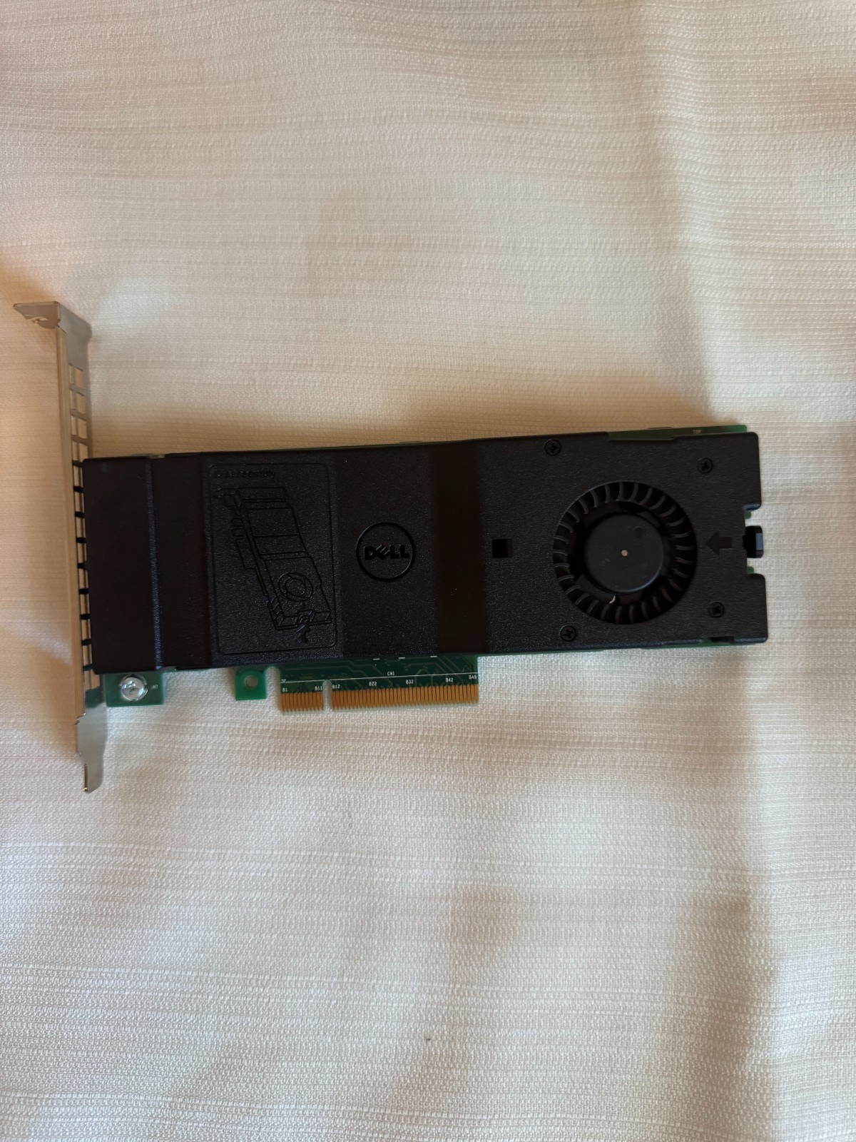 Dell DPWC300 Dual M.2 NVMe PCIe x8 Passive Adapter Card(Includes M.2 Screws)