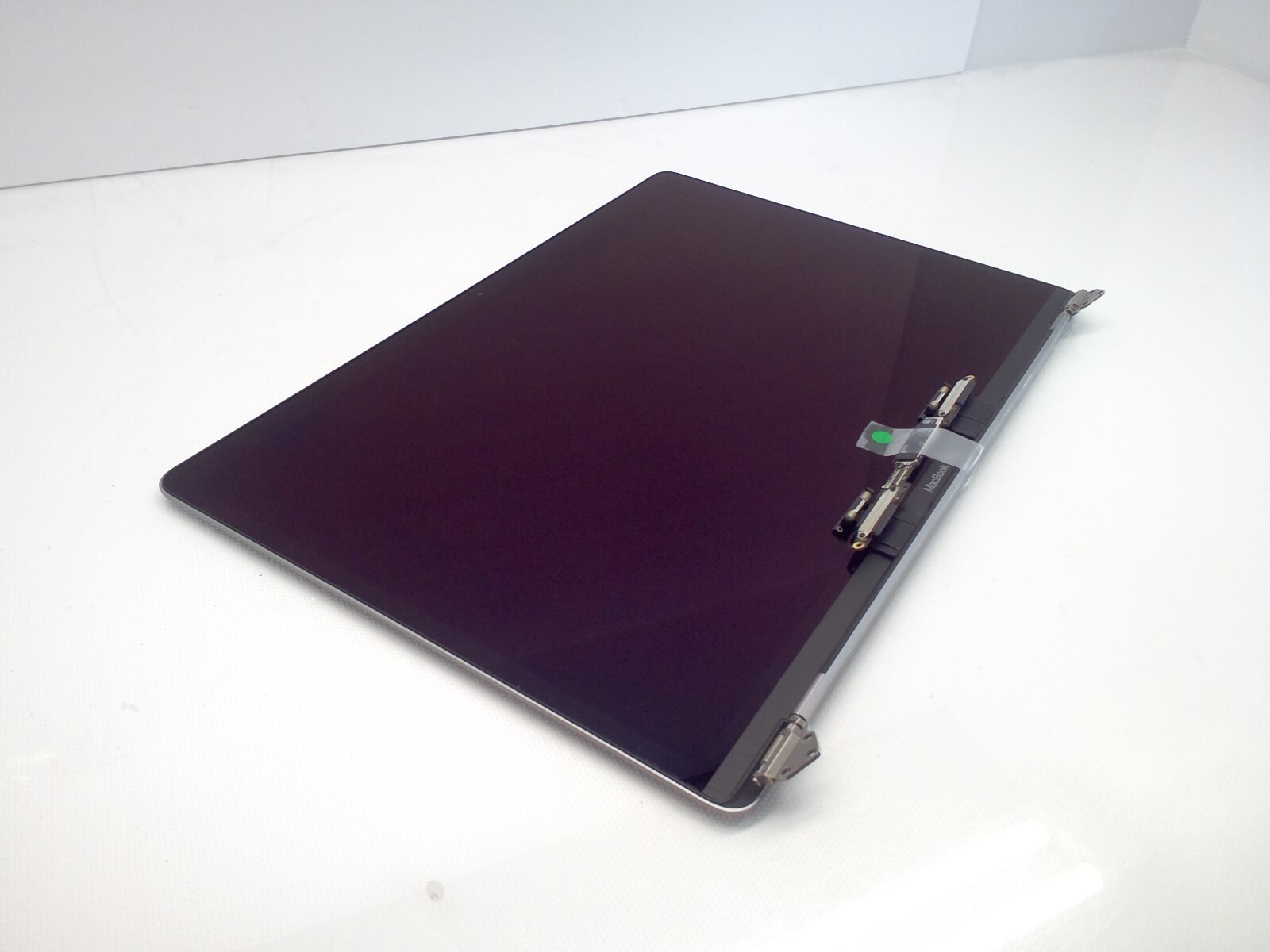 OEM Genuine LCD Screen Assembly for 15″ MacBook Pro A1990 2018 2019 Replacements