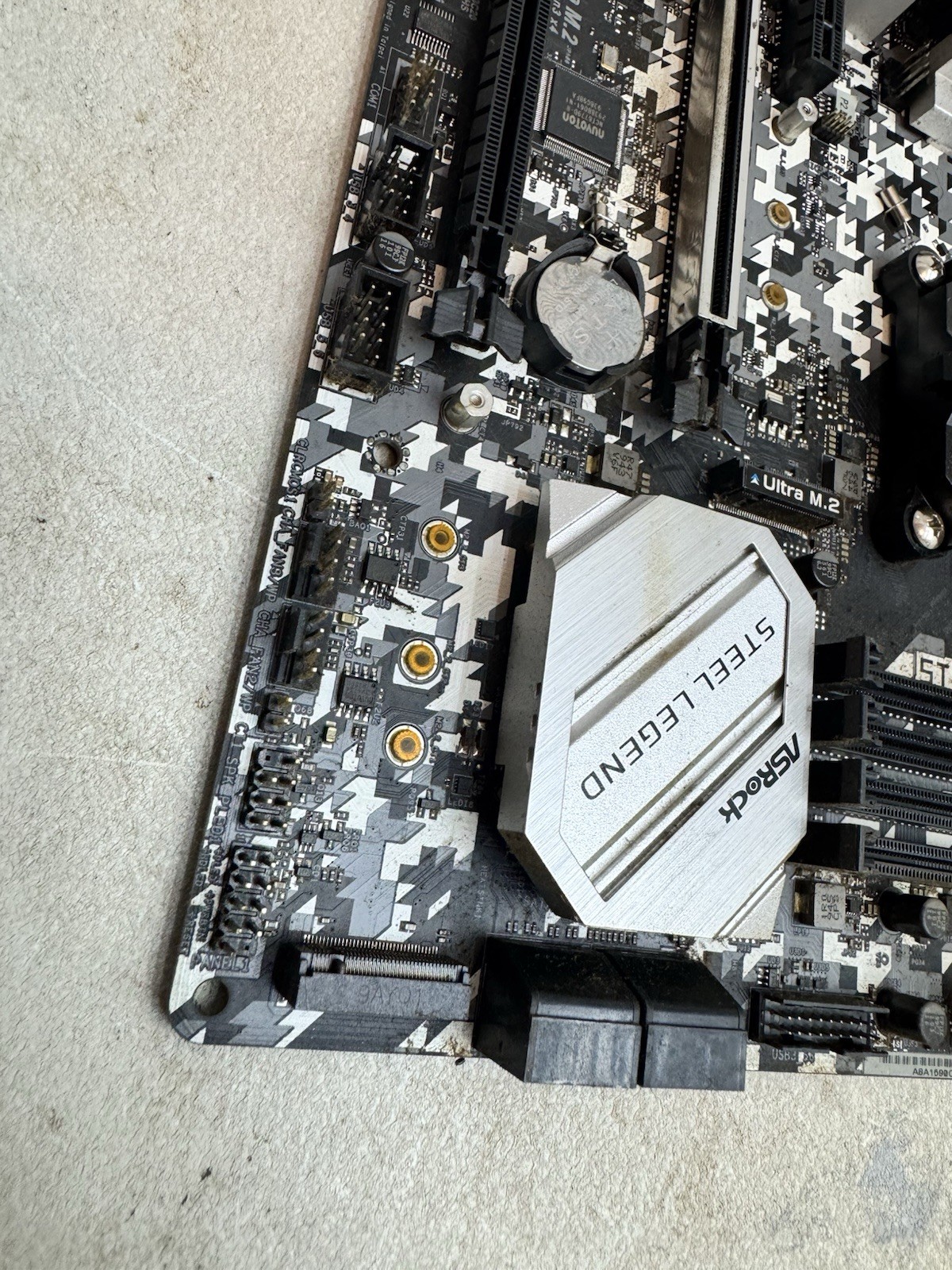 ASRock B450M Steel Legend MicroATX AM4 DDR4 4-Slot HDMI DP Gaming