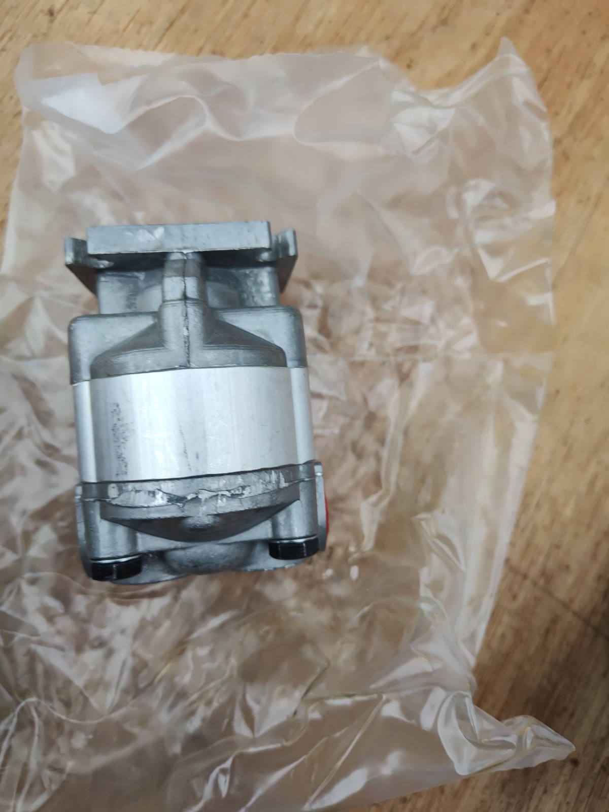 PARKER D27X2905 HYDRAULIC GEAR PUMP X0623 46634 NEW ORIGINAL BOX