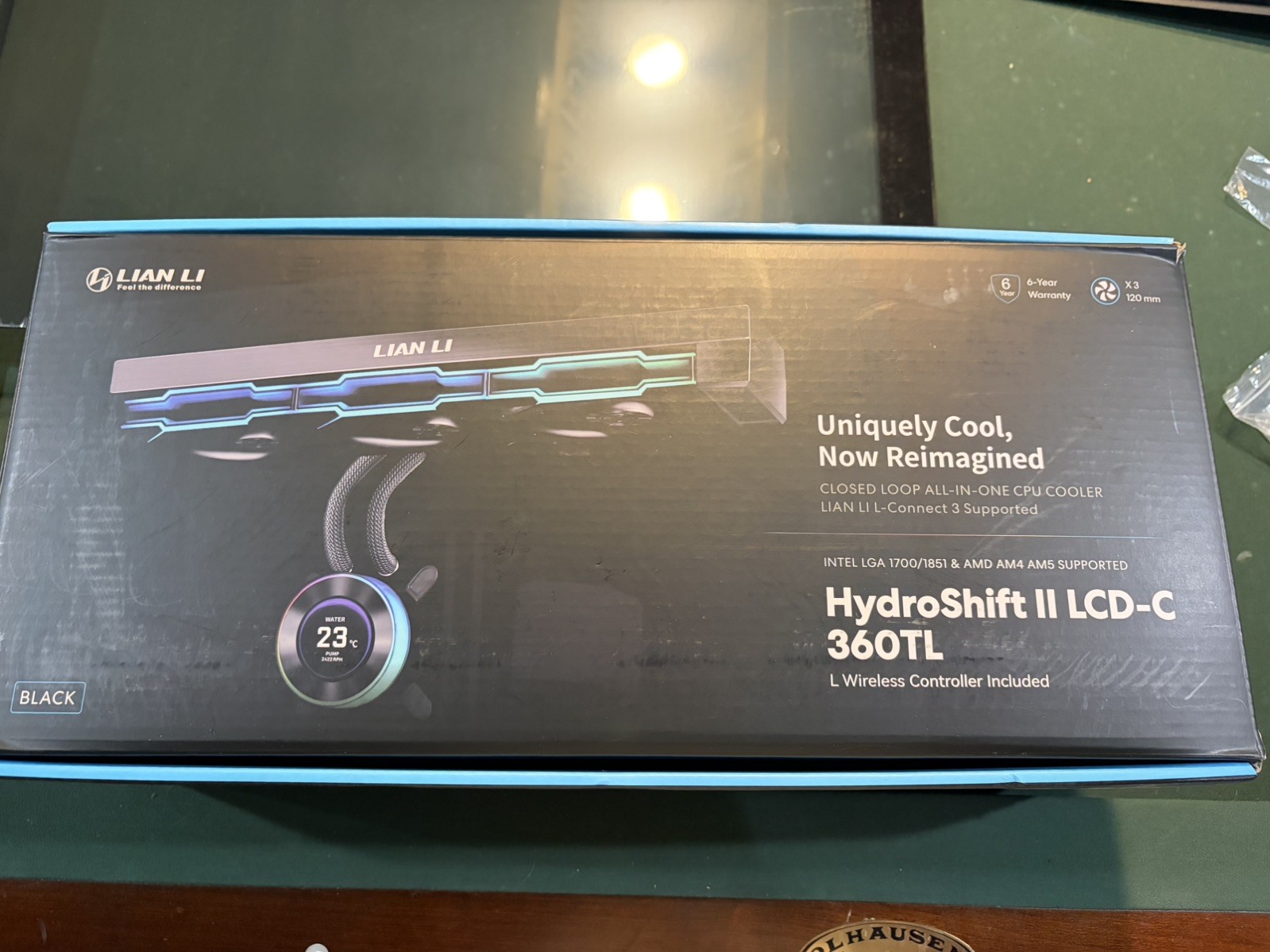 Lian Li Hydroshift II 360 AIO with (3) TL Wireless Fans. Black