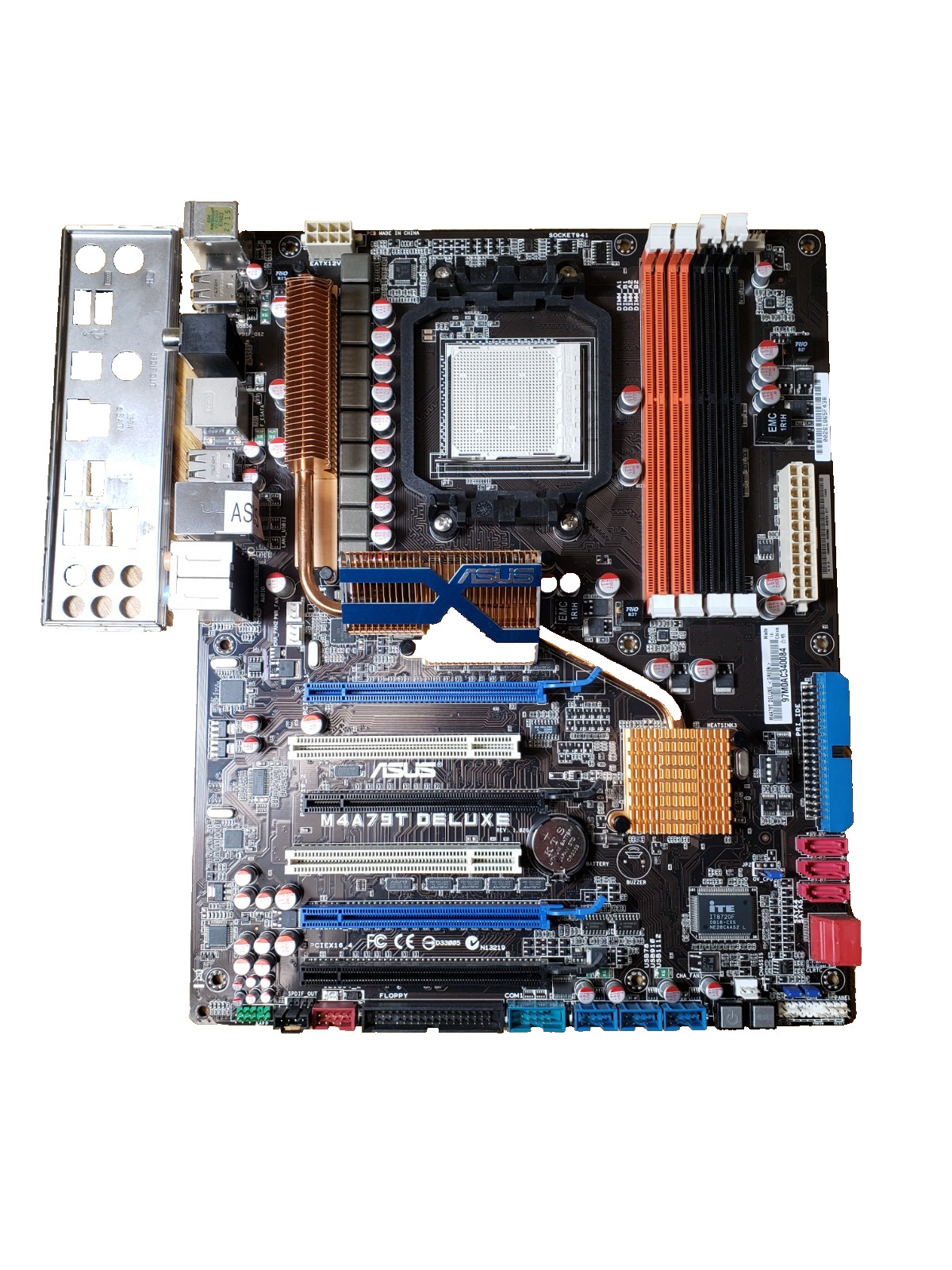 ASUS M4A79 Deluxe Motherboard AMD AM3 Socket with IO Shield
