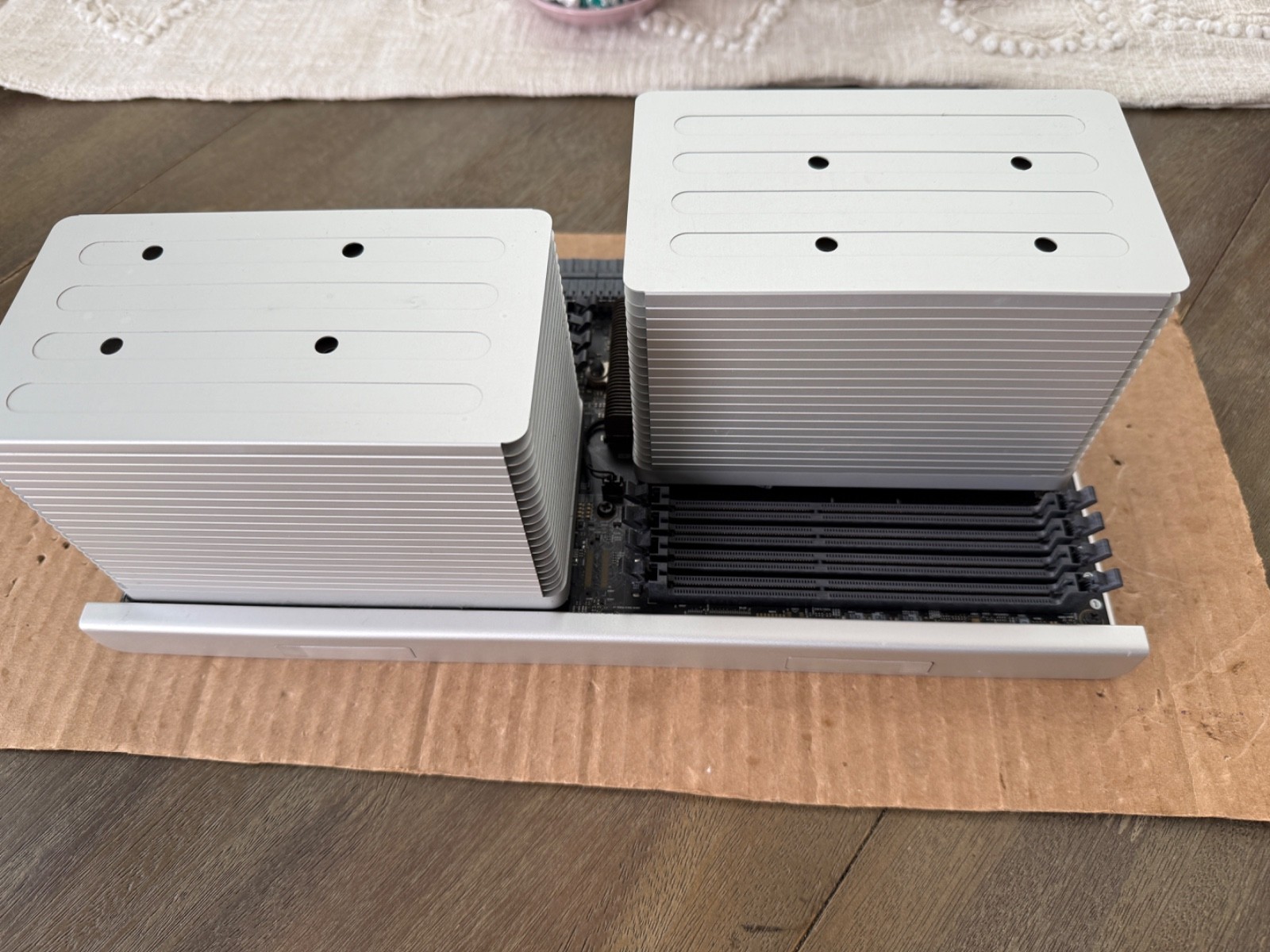 Apple Mac Pro 4,1 CPU Tray Dual Xeon 2.26GHz
