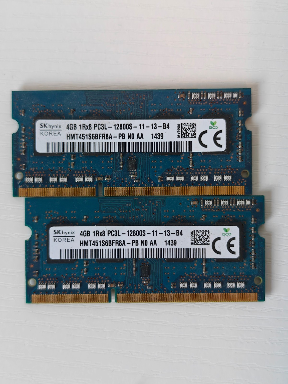 2 Hynix 4GB 1Rx8 PC3L-12800S-11-13-B4 DDR3-1600MHz 1Rx8 HMT451S6BFR8A-PB DDR3