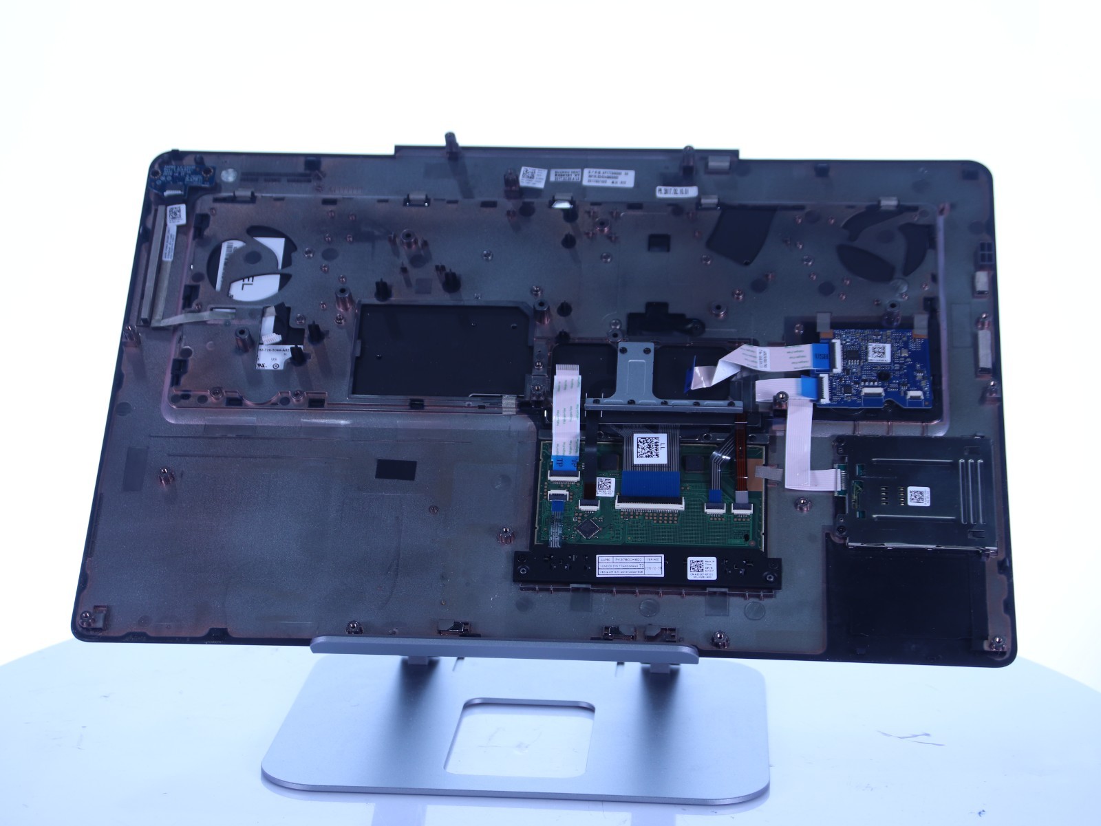 Dell Precision 7720 A166R3 Palmrest Keyboard Touchpad Assembly – Parts Only