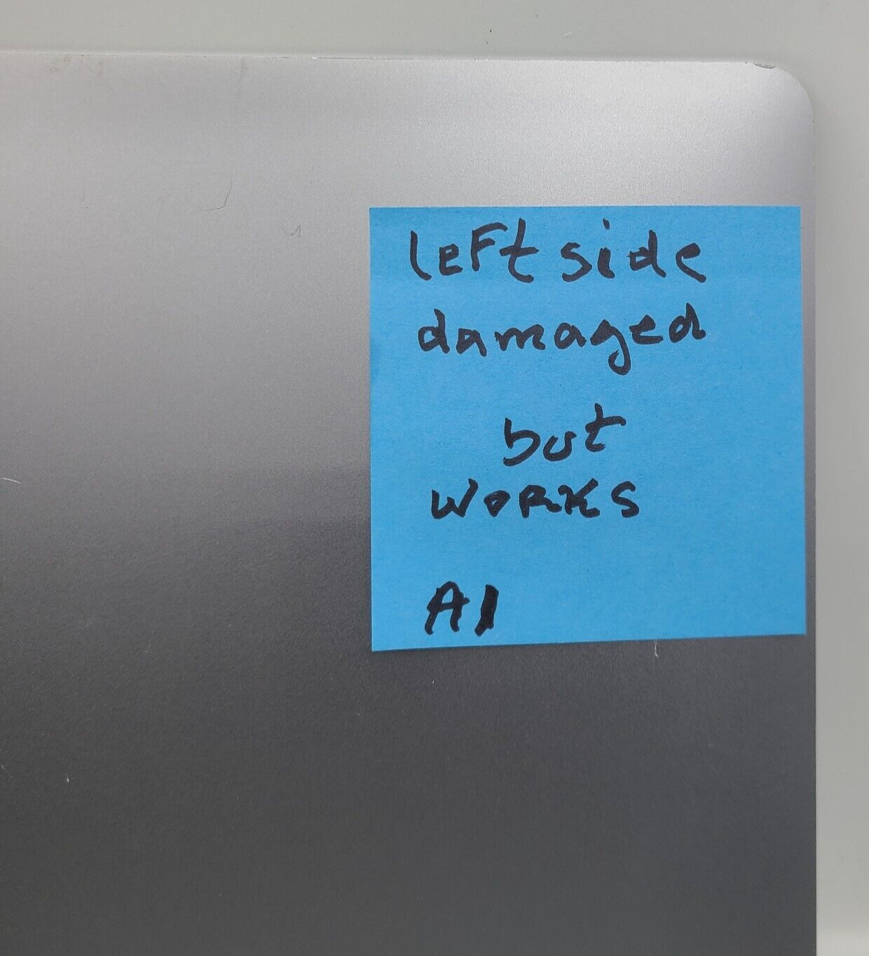 15″ MacBook Pro A1707 Silver 2016 2017 Display LCD Assembly / Defect Left Side