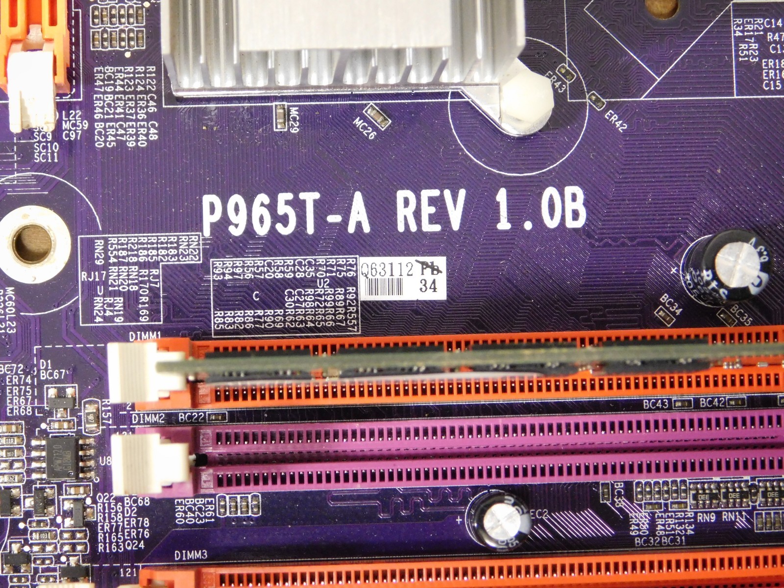 ECS P965T-A REV 1.0B ATX Motherboard LGA 775 DDR2 4 Slots w/I/O & 1GB RAM
