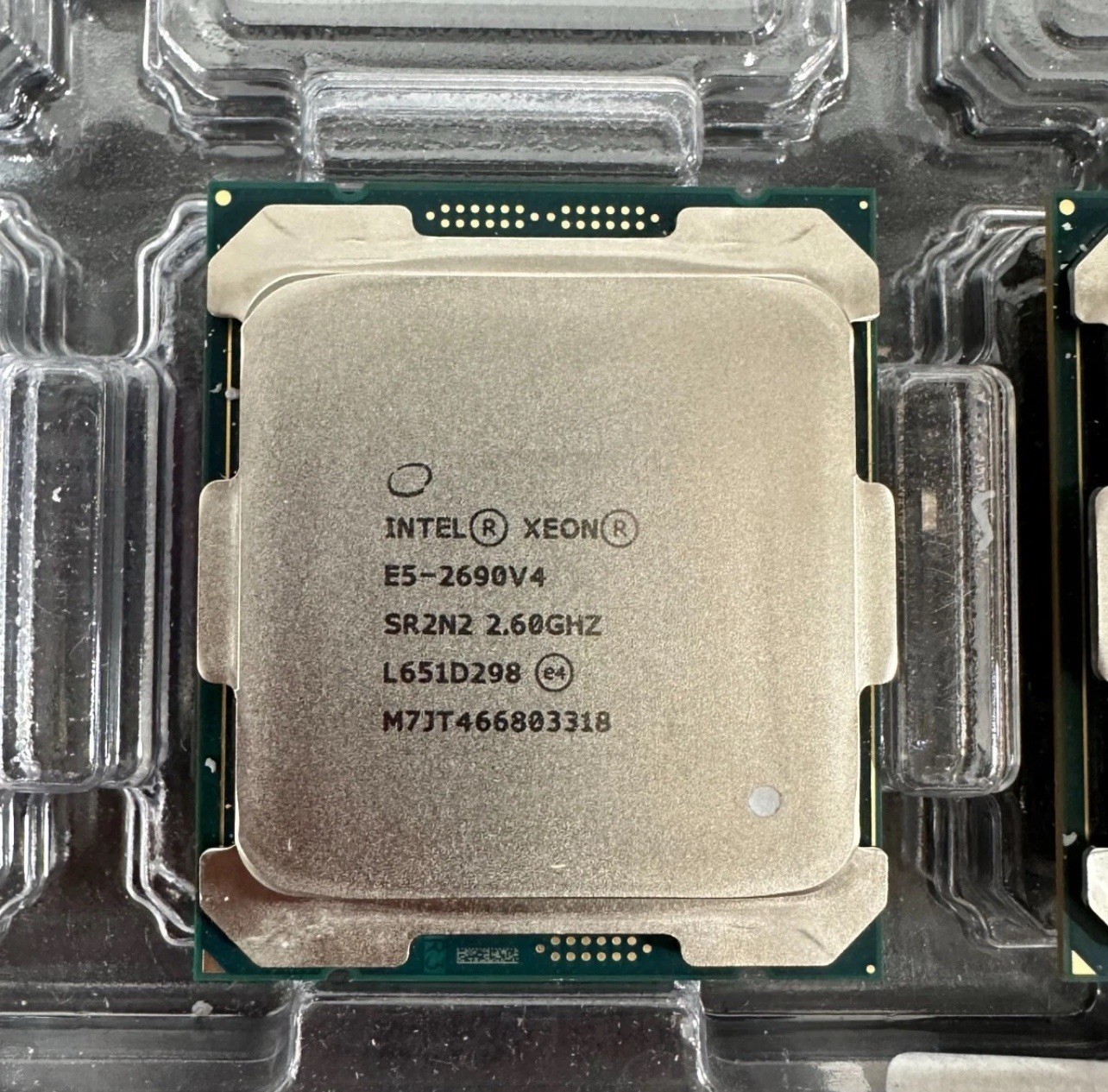 ✅ Matched Pair _ Intel Xeon E5-2690 v4 2.6GHz 14-Core 135W LGA2011-3 CPU SR2N2