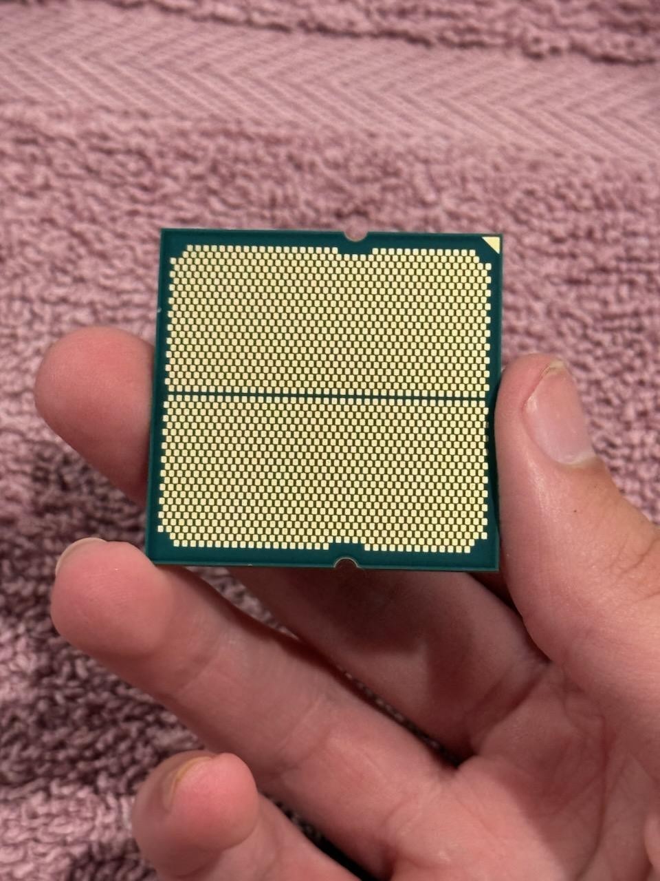 AMD Ryzen 9 7900X Desktop CPU Processor 12-Core 4.70GHz Socket AM5