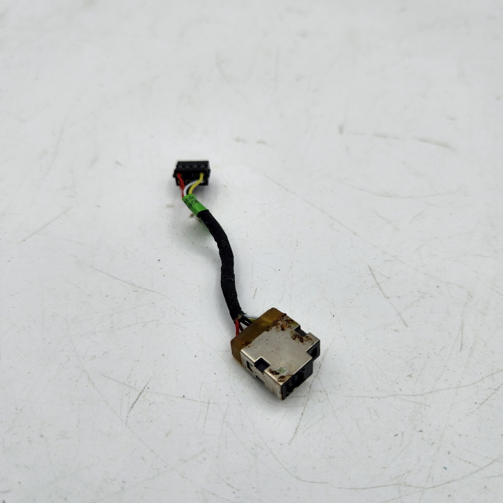 Black/Silver DC Power Jack Charging Port for HP Pavilion 17-f135ds 17.3″ Laptop