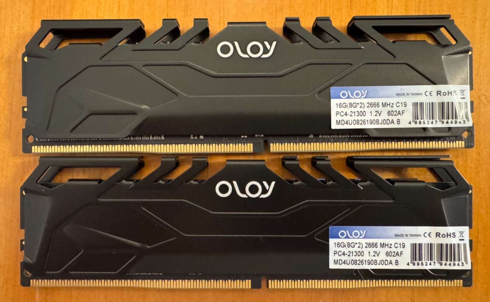 OLOY – 16GB (2 x 8GB) 288-Pin SDRAM DDR4 2666 (PC4 21300) Desktop Memory Module