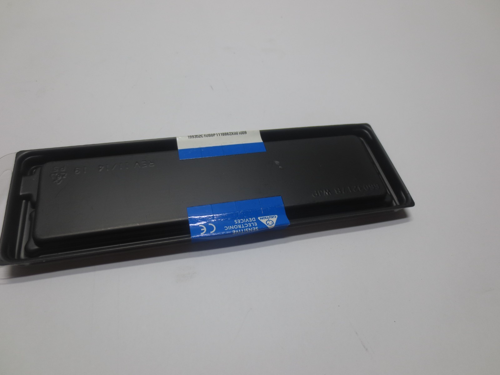 Kingston 8GB PC3-12800U DDR3 Desktop Memory SNP66GKYC/8G – New Factory Sealed