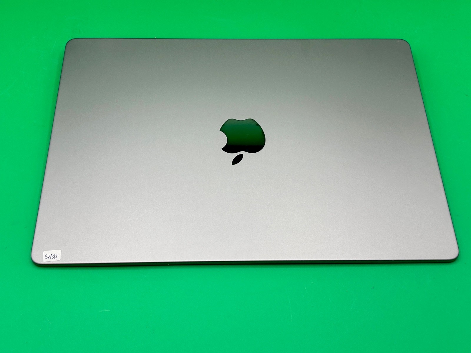 OEM Apple MacBookPro14″ A2442/A2779/A2992/A2918 Screen Assembly Gray B Grade